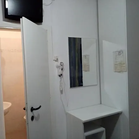 ベッド・アンド・ブレックファスト New Prophet カットーリカ