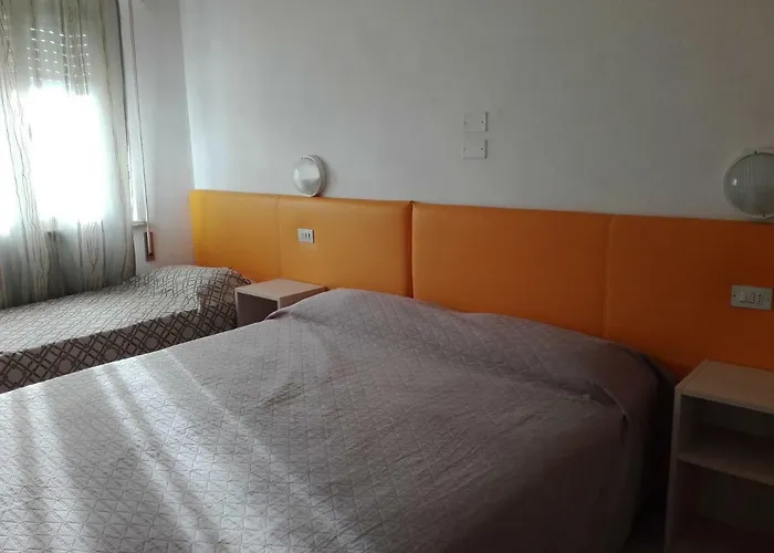 Bed & Breakfast New Prophet 3*